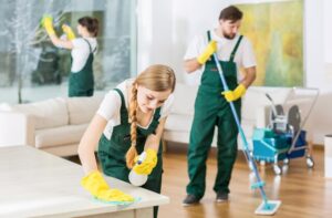Prestadores de serviço de limpeza